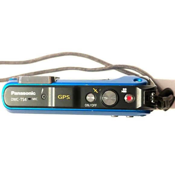 Panasonic Lumix TS4 12.1MP Waterproof Digital Camera w/4.6x Optical Zoom Bundle - Picture 5 of 9